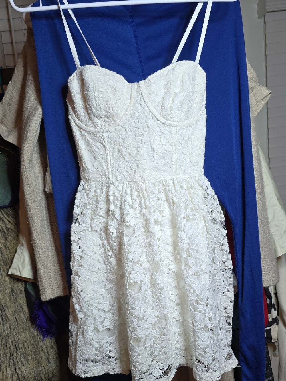 Abercrombie & Fitch White Lace Strapless Mini Dress